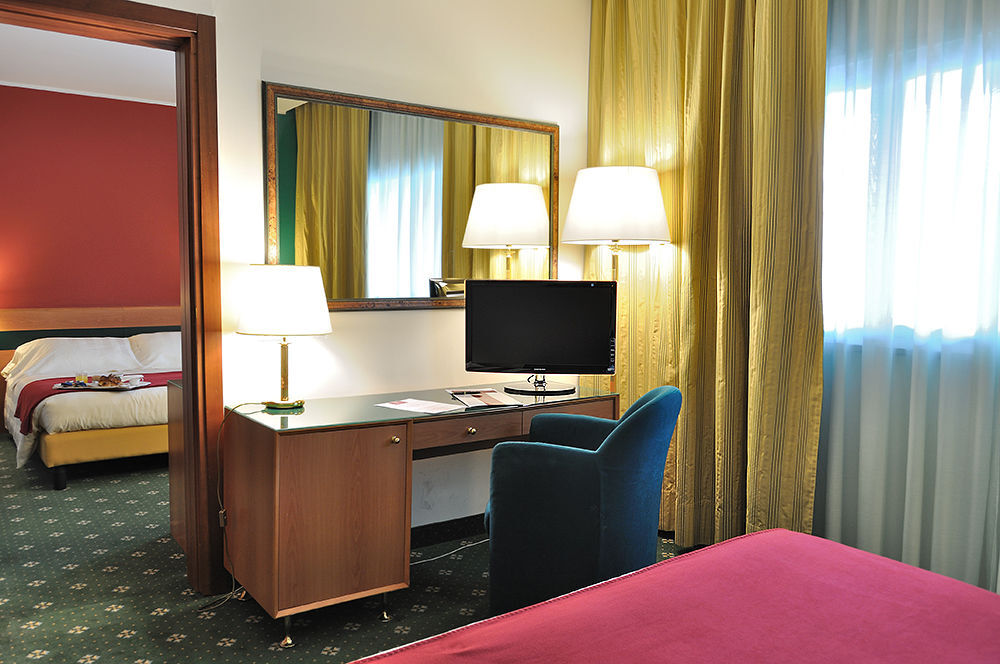 Bv Hotel Oly Ρώμη Εξωτερικό φωτογραφία